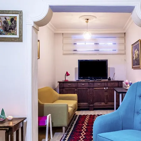 Central And Colorful Flat In Caferaga Kadikoy * Istanboel