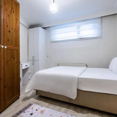 Central And Colorful Flat In Caferaga Kadikoy Appartement